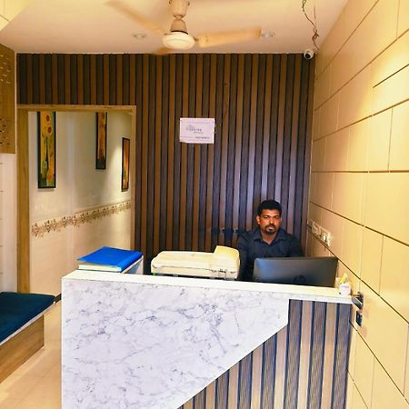 Hotel Sunrise Residency Bombay Esterno foto